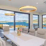 Villa Ramarin Iii With Infinity Heated Pool, Jacuzzi And Sauna By The Sea In