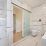 Ramarin Iii With Infinity Heated Pool, Jacuzzi And Sauna By The Sea In Villa *