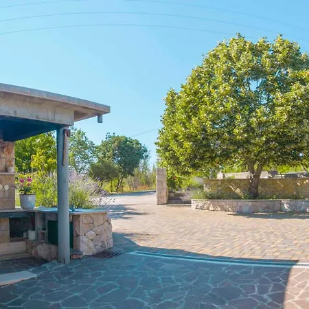 فيلة Villa Divina With Pool روغوزنيكا